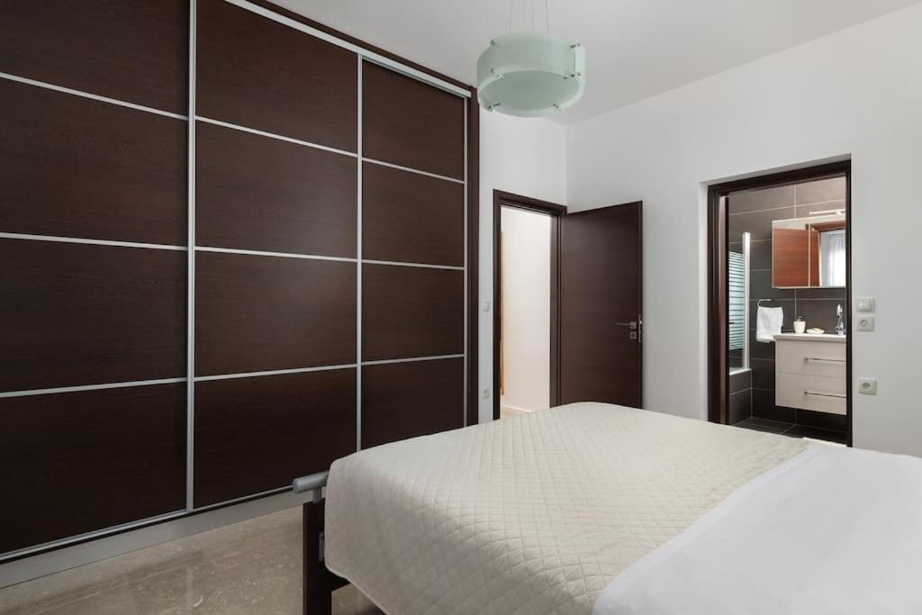Luxurious And Modern House Near Town And Beach Asgourou Esterno foto